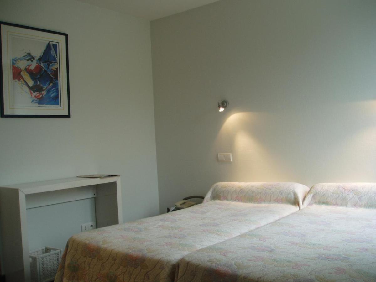 Au Gay Sejour Hotel Faverges Exterior photo