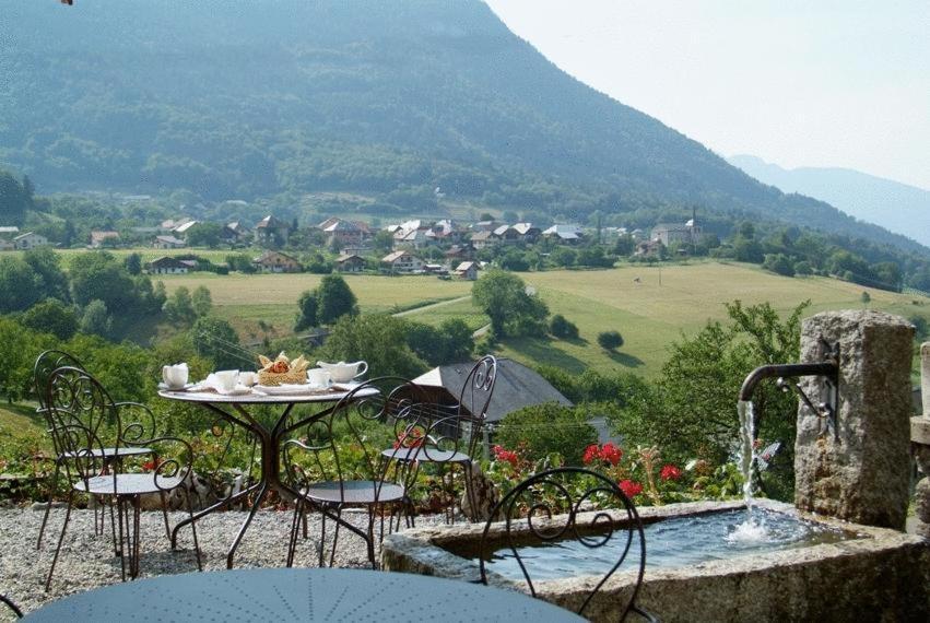 Au Gay Sejour Hotel Faverges Exterior photo